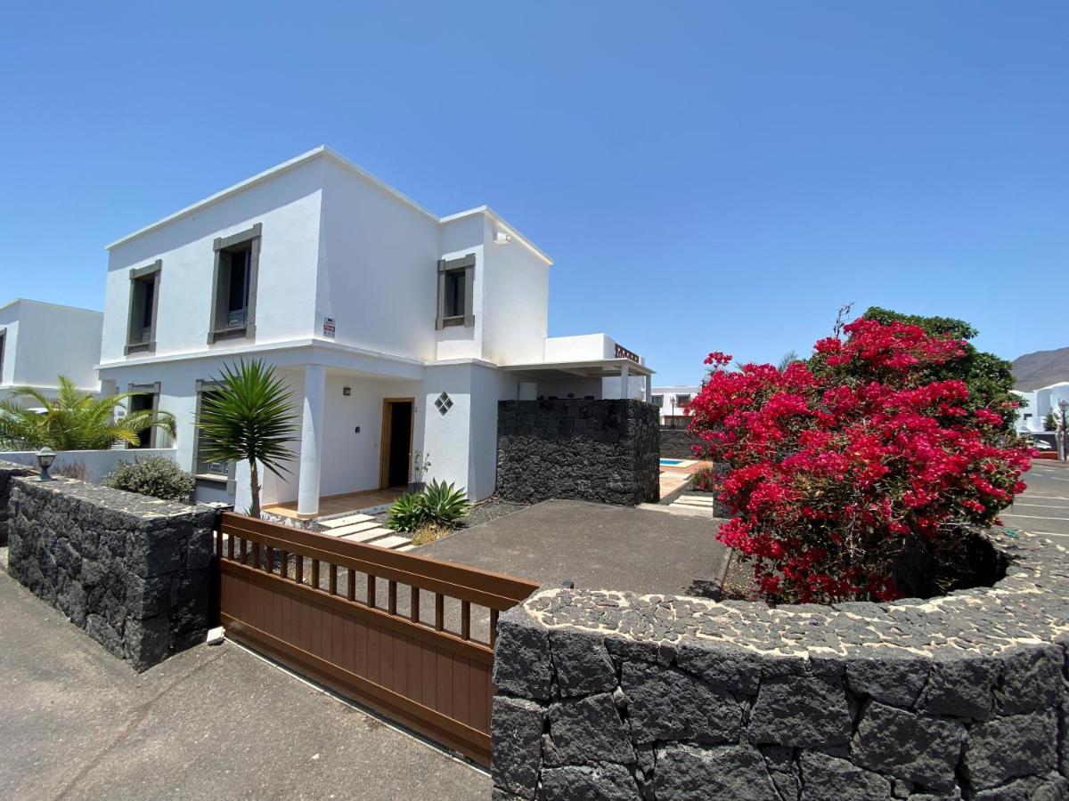 Varadero Nauplius Villa Playa Blanca  Exterior photo